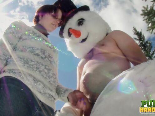 Public Handjobs Brandi de Lafey Strokes A Snowman