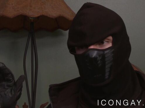 Thief anally banged & rimmed by hunky stranger