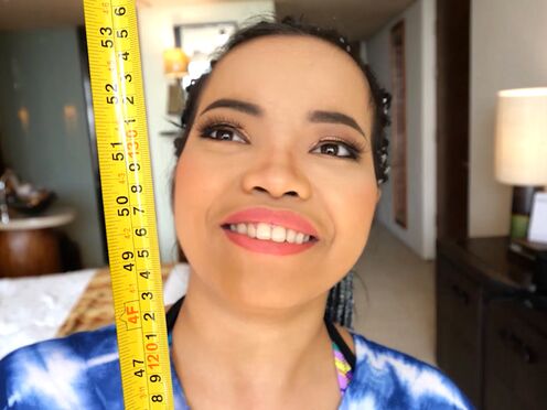 Super tiny Thai teen shows tourist her skills of sucking & fucking