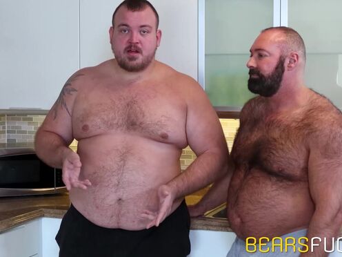 Chubby Hunter Scott jerks off during passionate fingering