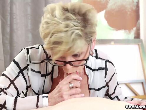 SEEMOMSUCK 65 year old Grandma Sucks Me