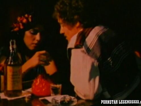 Retro all natural beauty has passionate sex with her lover