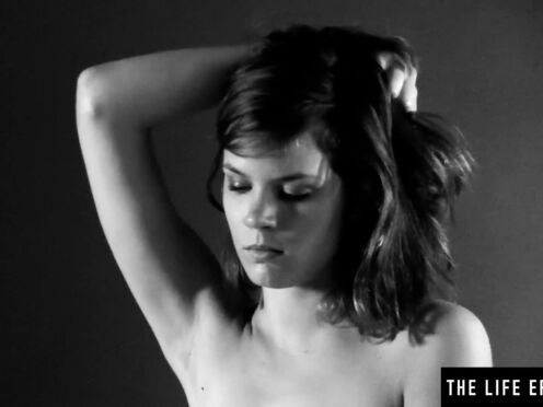 Horny natural stunning sexy girl fingerbangs her unshaved snatch to a loud orgasm