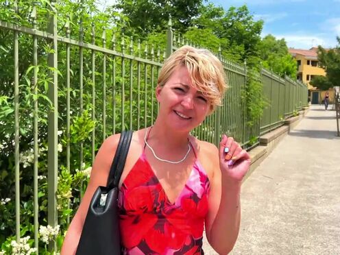 Daisy, 25 years old, medical assistant in Lyon: a little bomb!