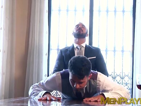 Classy teen Robbie Rojo gets passionate & kinky fingering