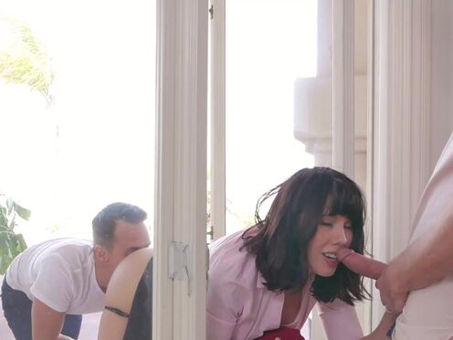 FAMILY STROKES Hot Amber Chase gets stucked & ravaged on the window