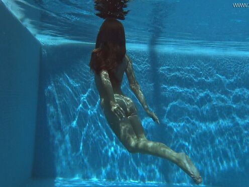 Irina Russaka sexy small butt beauty showing hot body