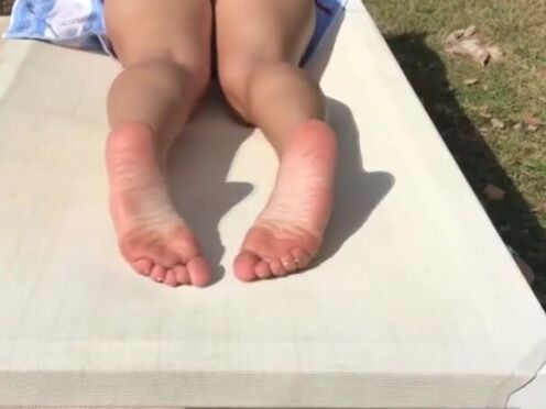 Hoe Neighbor Pool Tease