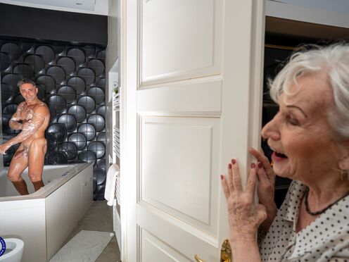70yo grandma joined to bath with her muscled toyboy