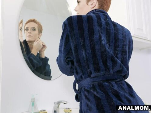 Pro Stalker has Chance to Assfuck Ginger MOMMY Sidra