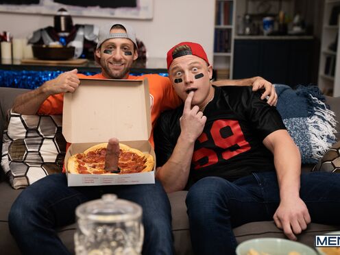 Dom King has some surprise in the pizza for Logan Aarons