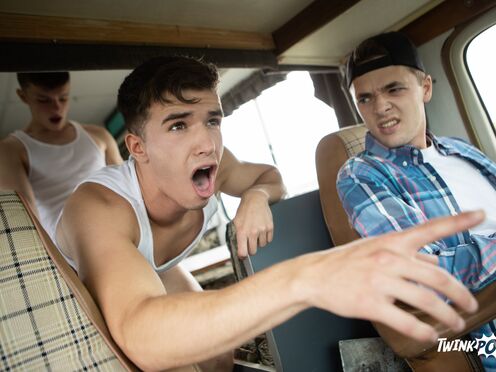 Jake Preston & Troye Dean demands each other on their way to a festival