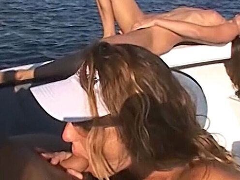 Muff Loving Babes On A Boat - Alissa Ashley, Tyler & Matt
