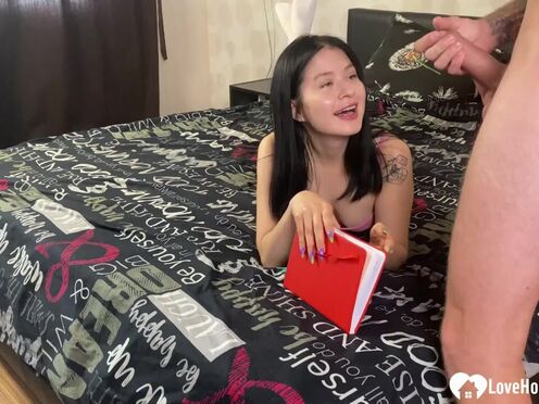 Sexy hottie gets facefucked by her hubby