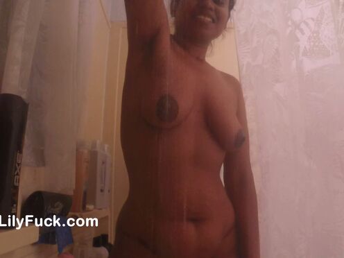 Harami Indian Dorm Chick In Shower Fingering Smelling Her Cumshot With Dirty