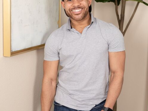 Sexy wrestler Sylvester Red jerks his prick & cums buckets