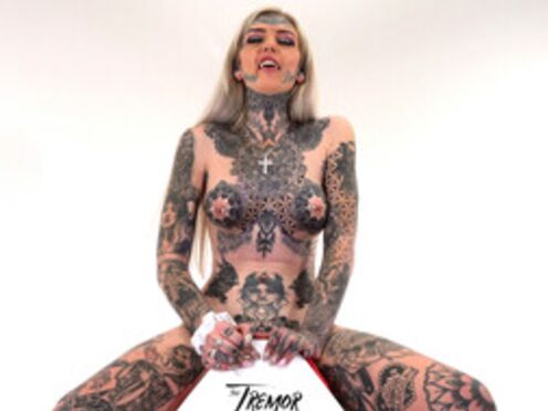 Amber Luke Riding a Tremor Featuring Amber Luke