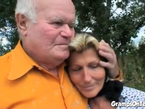 Teen bitch in 3some with elderly couple