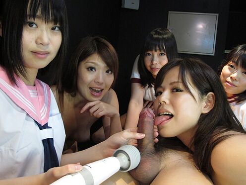 Huge club fucking for Yuri Sakura, Seiko Ida & Mio Kosaki