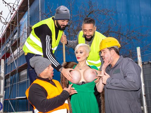 Fake titted STEPMOM Tanya Virago coming for a hard gangbang