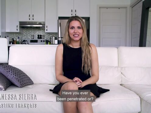 Hot French Canadian amateurs fucked in their first casting, coming soon...