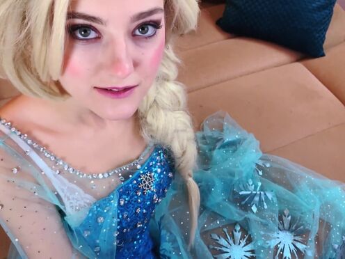 Elsa has been fucked like a hoe - Frozen 2 cosplay by Eva Elfie
