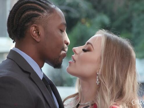 Hardcore Interracial With Petite Natural Tits Blonde Anna Claire Clouds & big black cock