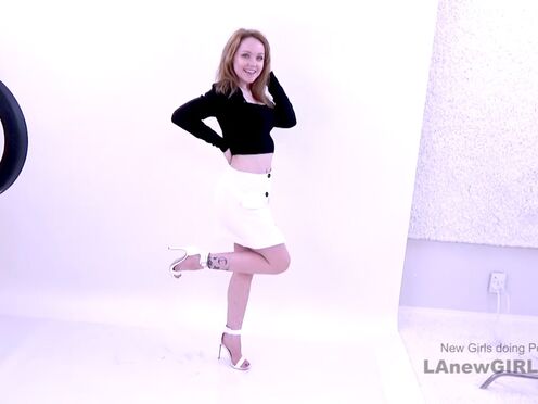 Lustful blonde takes big cock deepthroat at audition