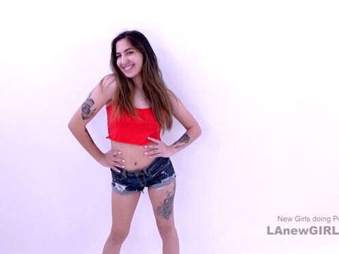 Super Charming Babe gets hot cunt screwed at audition