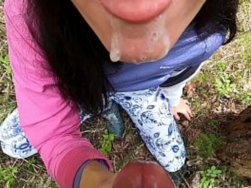 4K Public Blowjob In The Woods - My stepsister's Best Friend Sucks Meat & Eat Cum