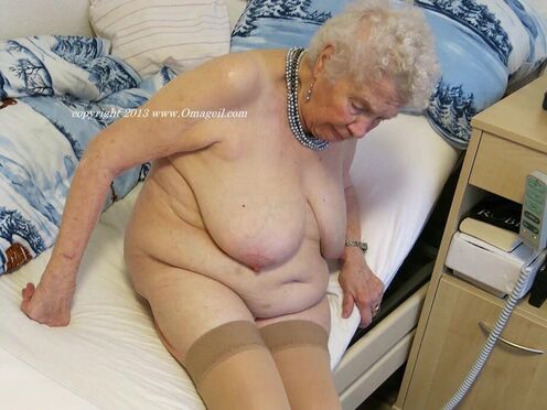 OmaGeiL Crazy Grannies Content Cut Perfectly