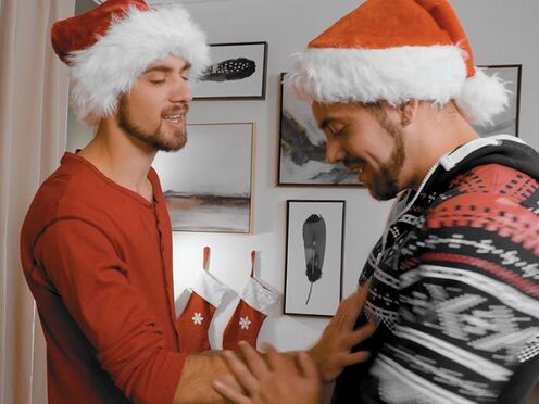 stepdad may catch us but let me fuck your booty - Dante Colle, Leeroy Jones