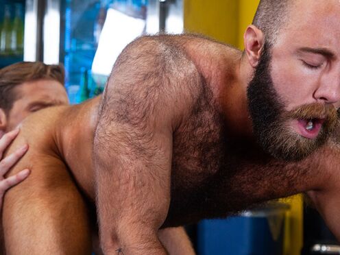 Bushy Gay Bloke Taking It In the Butt like a champ