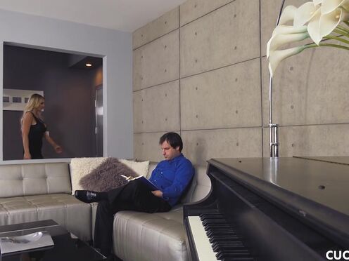 Cuckold watches from up close as Kenzie Taylor gets banged