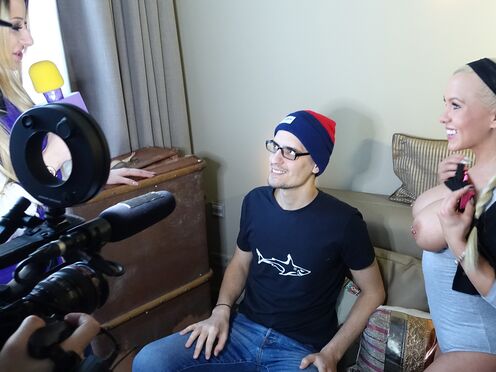 LETSDOEIT – Amateur hot girl Vanda Angel bound, teased & screwed