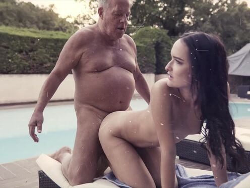 Petite russian teen's perfect blowjob & sexy fuck by thick old man