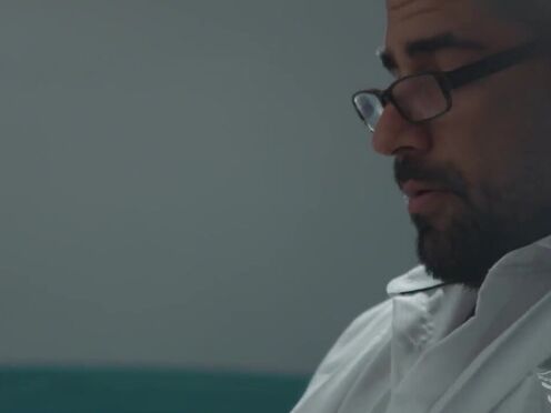 TRANSGENDER ANGELS Doc handles well Transgender client