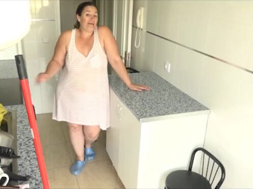 Big Breasted & chubby stepmum is longs for a fresh meat