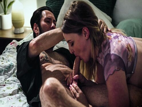 Eliza Eves getting help from Tommy Pistol & start seducing him