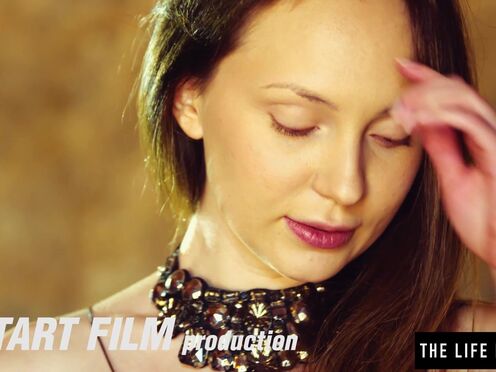 Slim brunette with small titties Nataly Von rubs her pink muff