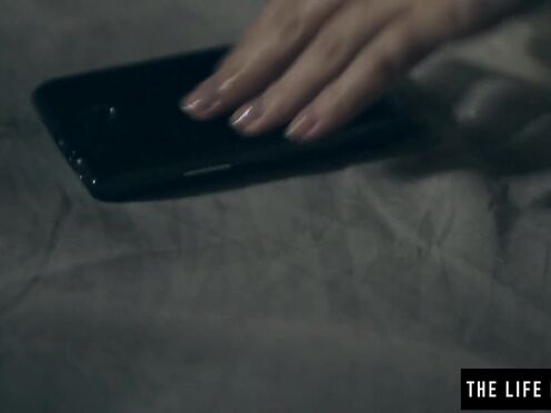 Sensual brunette Emily J rubs both of her holes