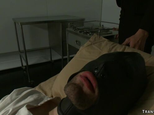 Tranny scientist fucks man in gimp mask