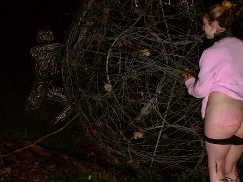 P-O-V blowjob & gagging in sculpture garden