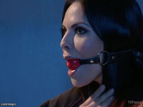 Brunette deep throat ravaged by Shemale