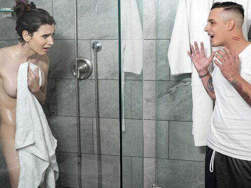 Big Boobed tranny Korra Del Rio is banged in the locker room