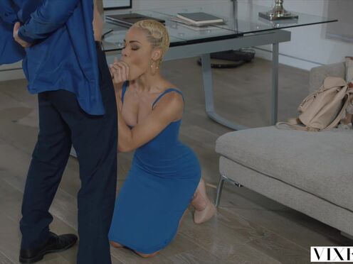 Black beautiful babe gets shagged by a gifted white dude