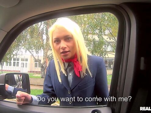 Sweet blonde Alive Bell pays for a ride with that sweet cunt