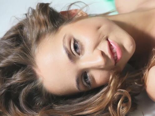 Bombshell sexy girl Milana G