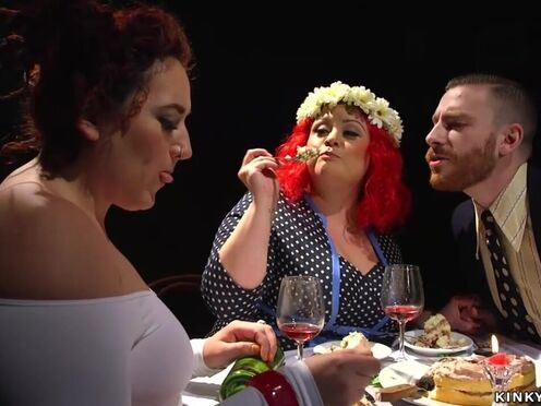 Two massive mistresses anal fucking man