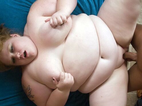 BBW Ruby Passion Spreading Her Thick Cunt